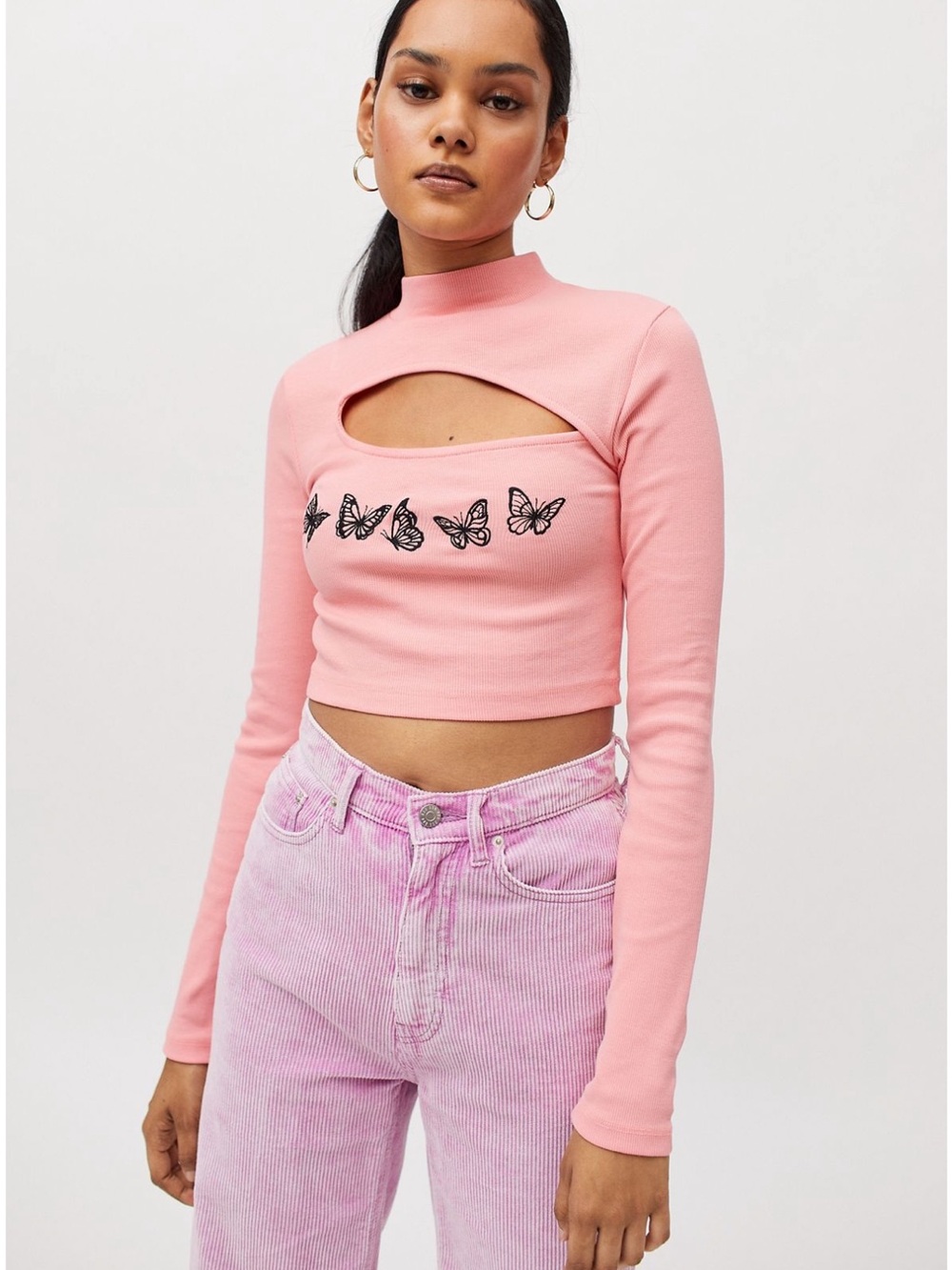 UO Embroidered Butterfly
Long Sleeve Tee Urban Outfitters